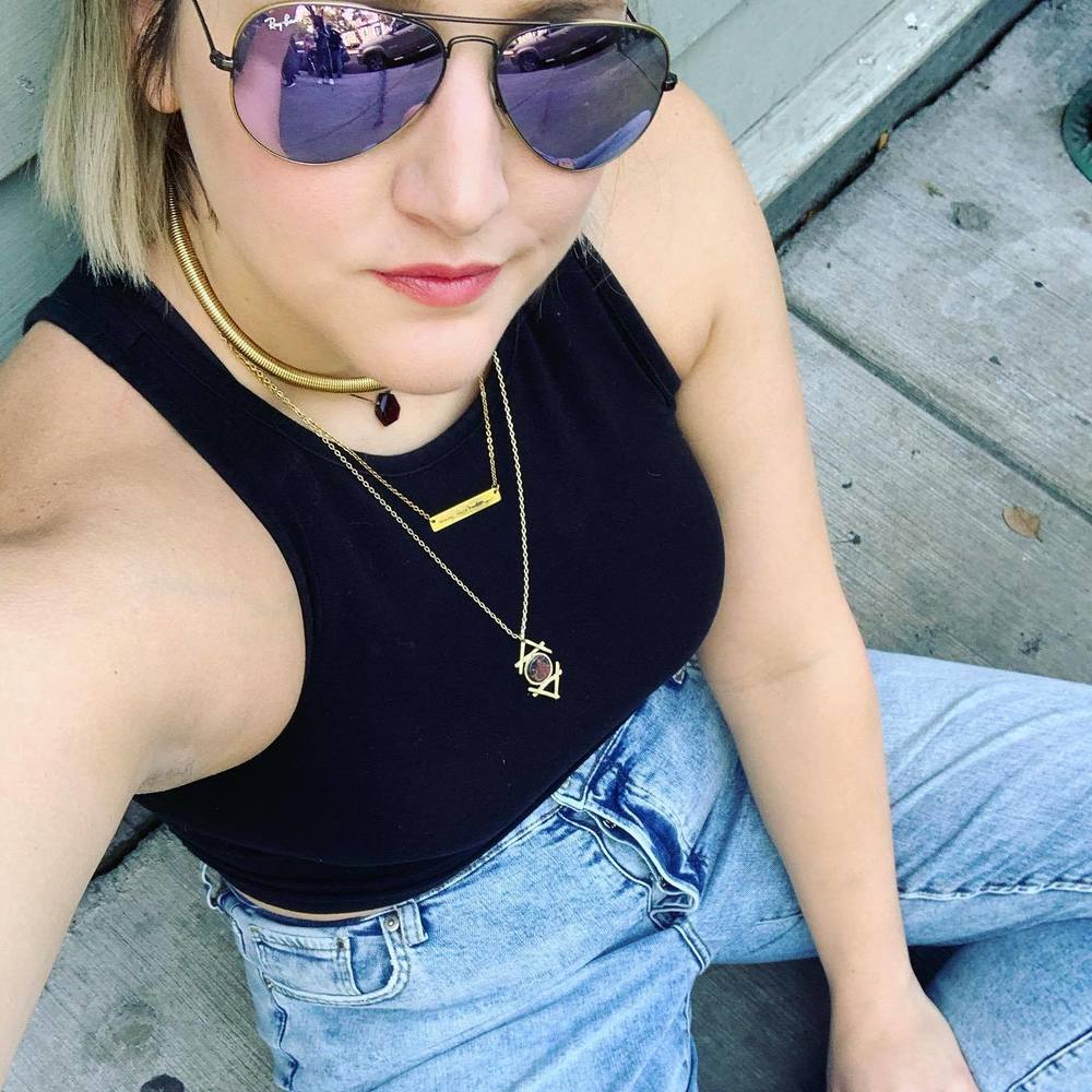 Meet your Posher, Georgia